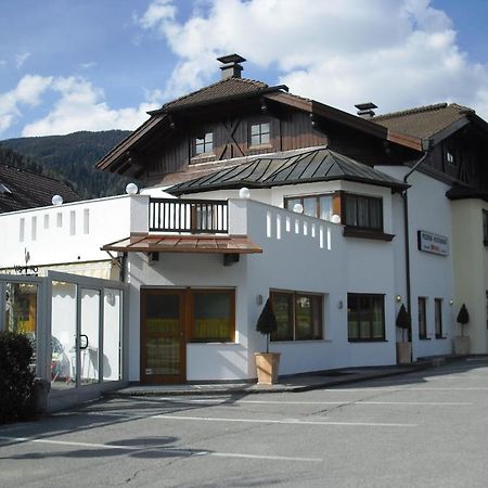 Pizzeria Restaurant Wieser Разун-ди-Сотто Экстерьер фото